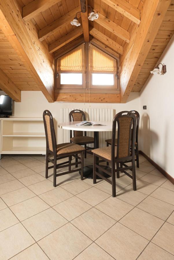 ליביניו Chalet Kiara - Appartamenti Abar מראה חיצוני תמונה