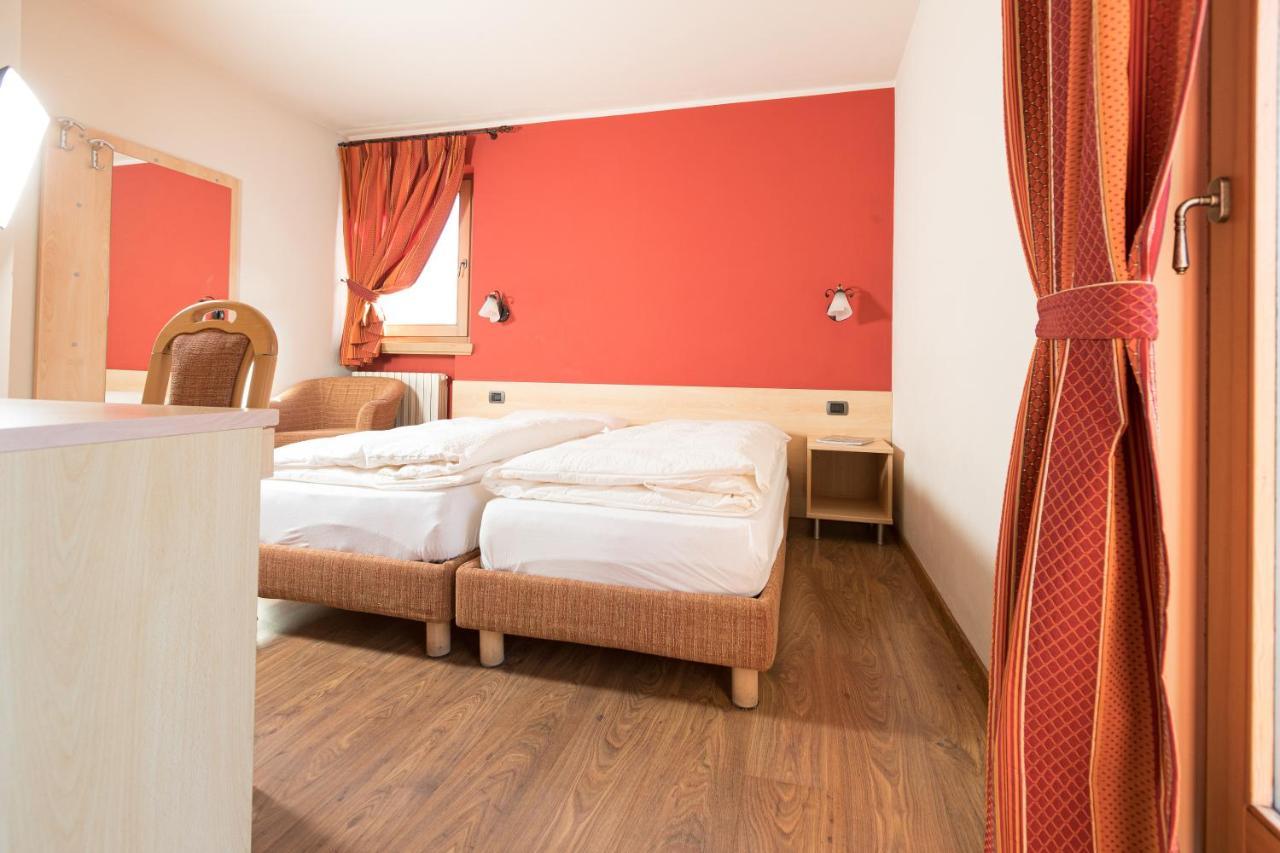 ליביניו Chalet Kiara - Appartamenti Abar מראה חיצוני תמונה