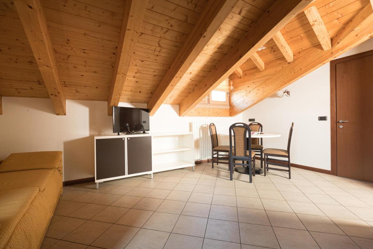 ליביניו Chalet Kiara - Appartamenti Abar מראה חיצוני תמונה
