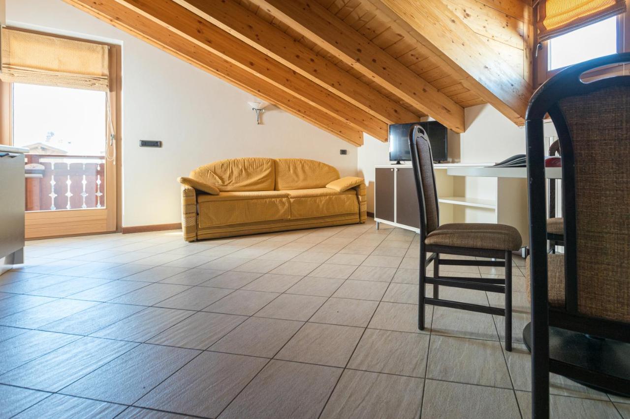 ליביניו Chalet Kiara - Appartamenti Abar מראה חיצוני תמונה