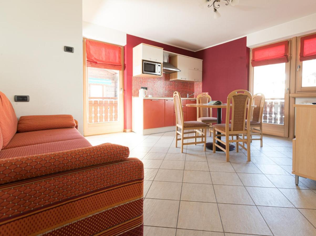 ליביניו Chalet Kiara - Appartamenti Abar מראה חיצוני תמונה
