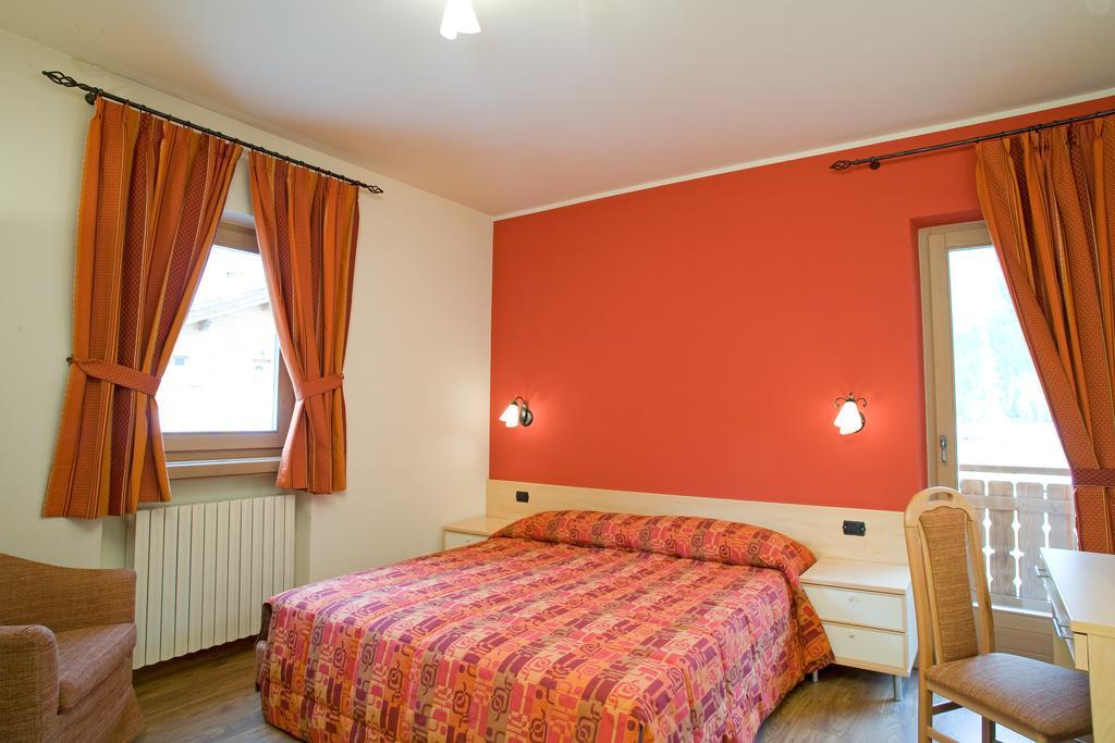 ליביניו Chalet Kiara - Appartamenti Abar חדר תמונה